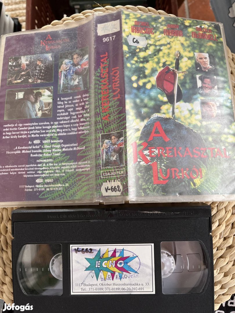 A kerekasztal lúrkói vhs. 