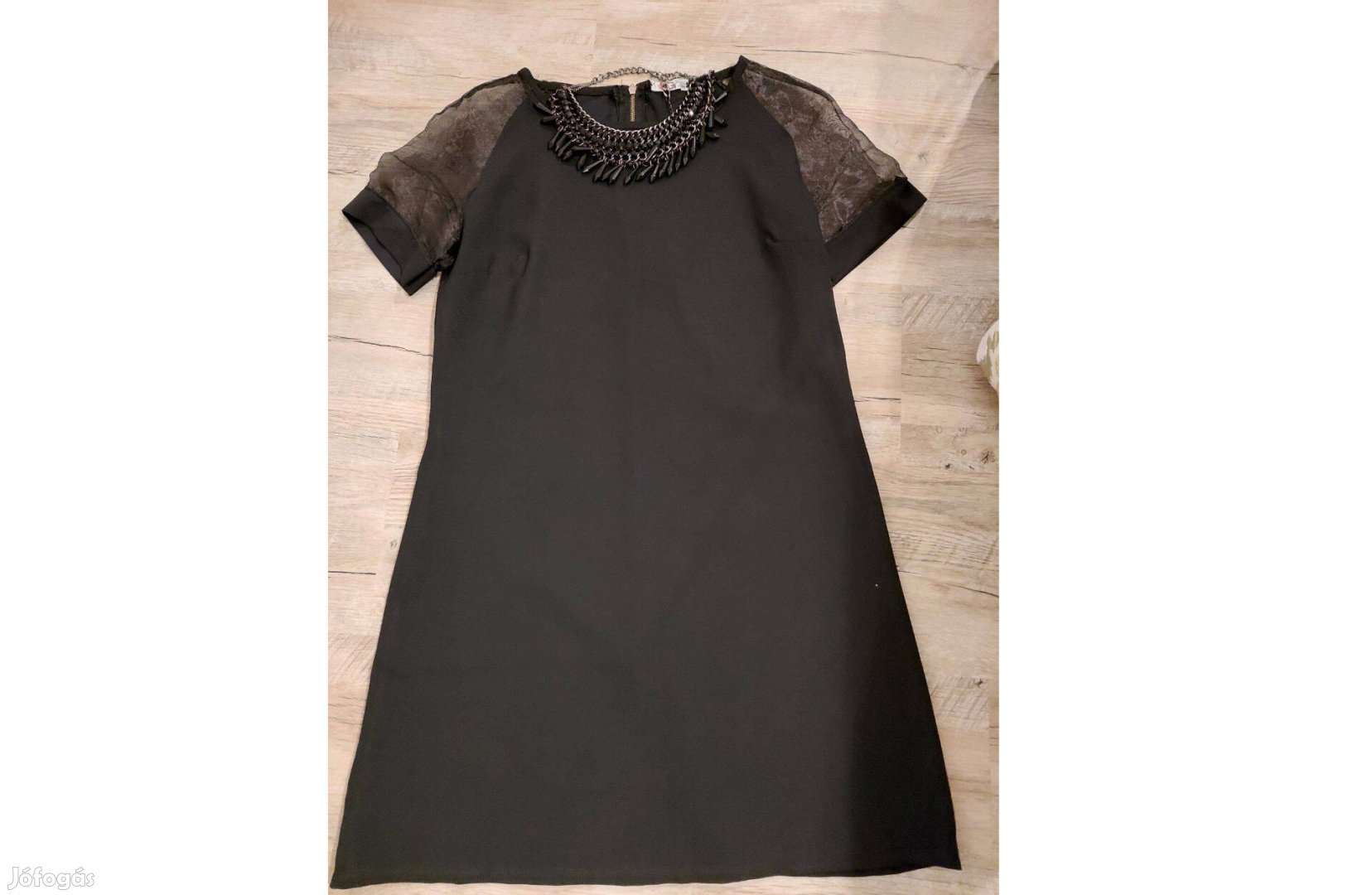 A kis fekete ruha