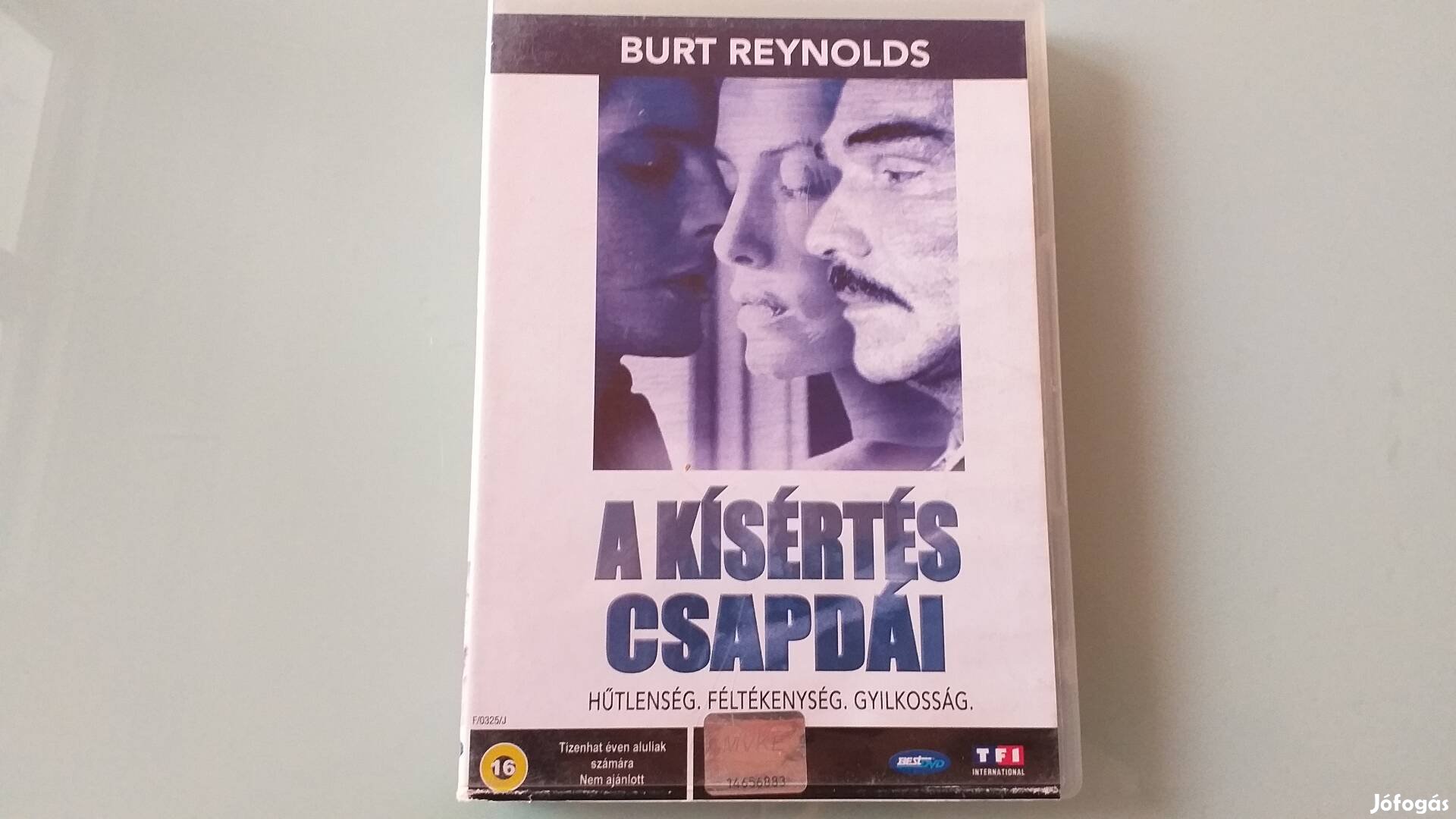 A kísertés csapdái DVD -Burt Reynolds