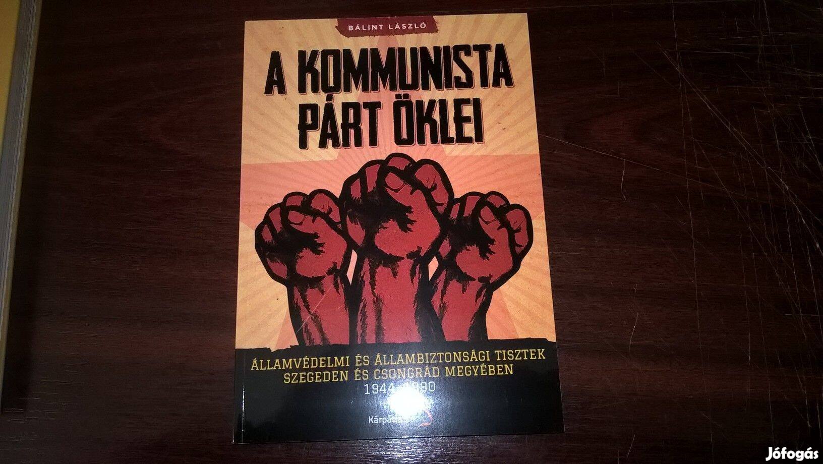 A kommunista párt öklei