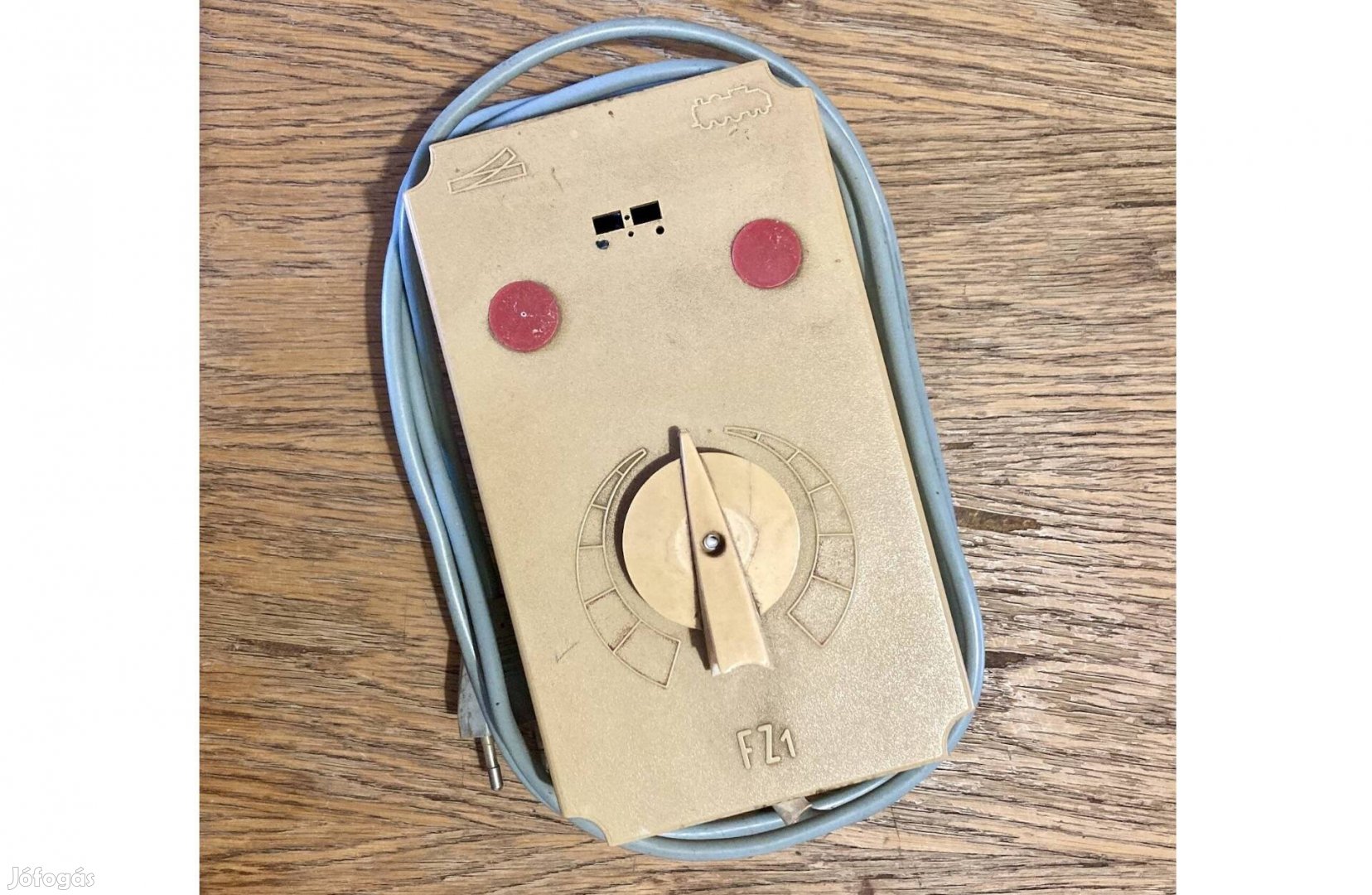 A kultikus Piko FZ1 terepasztal trafó