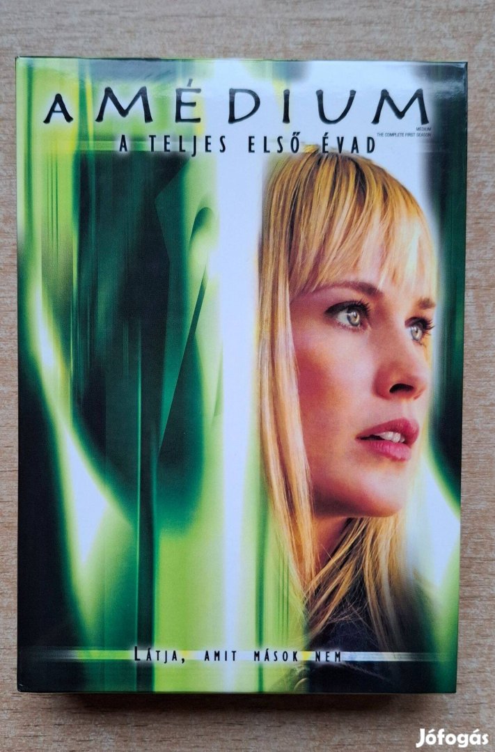 A médium 1. Évad (2005)
