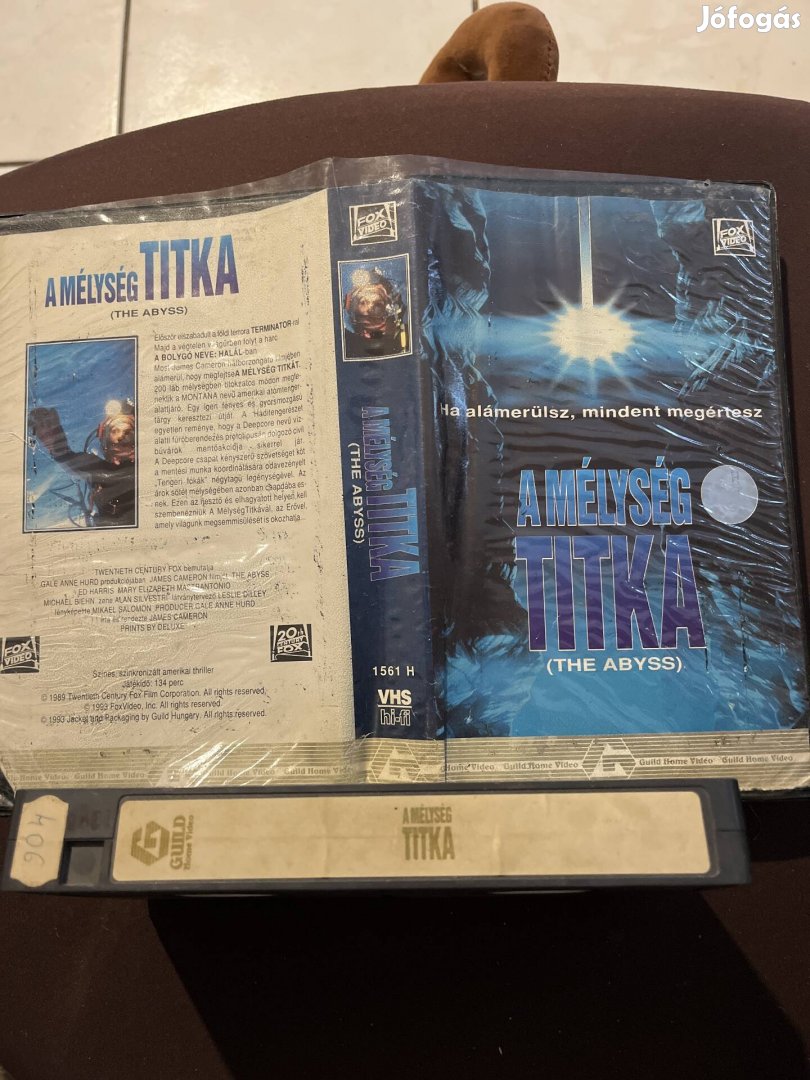 A mélység titka vhs guild fantasy.