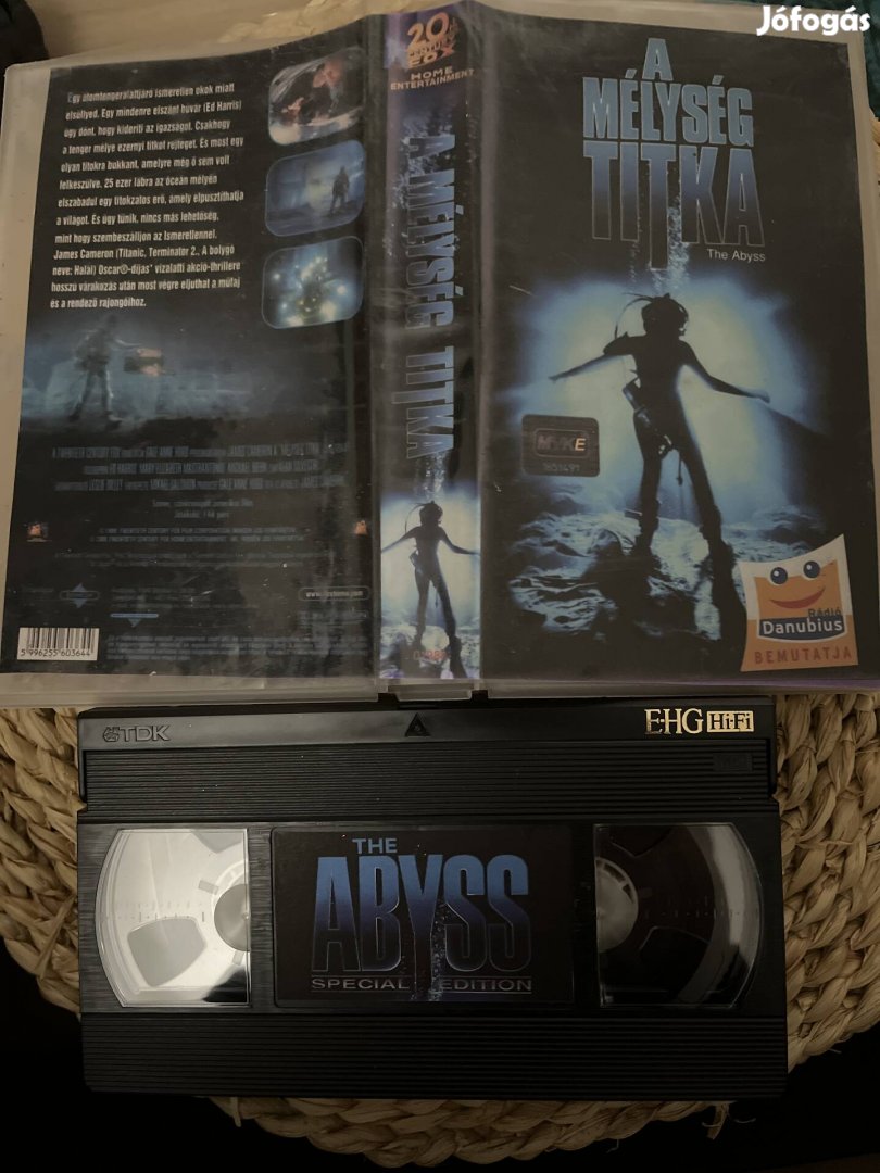 A mélység titka vhs m