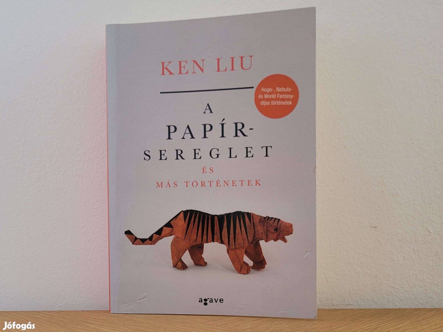 A papírsereglet és más történetek - Ken Liu könyv eladó