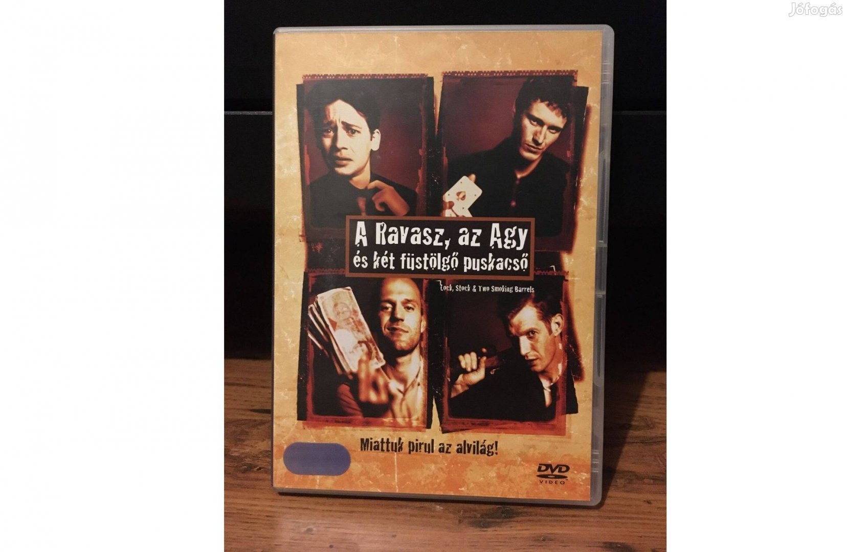 A ravasz az agy és két füstölgő puskacső (feliratos) DVD