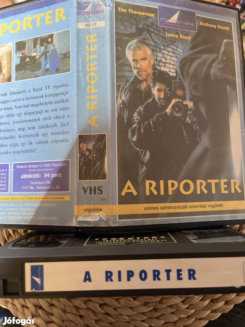 A riporter vhs.  