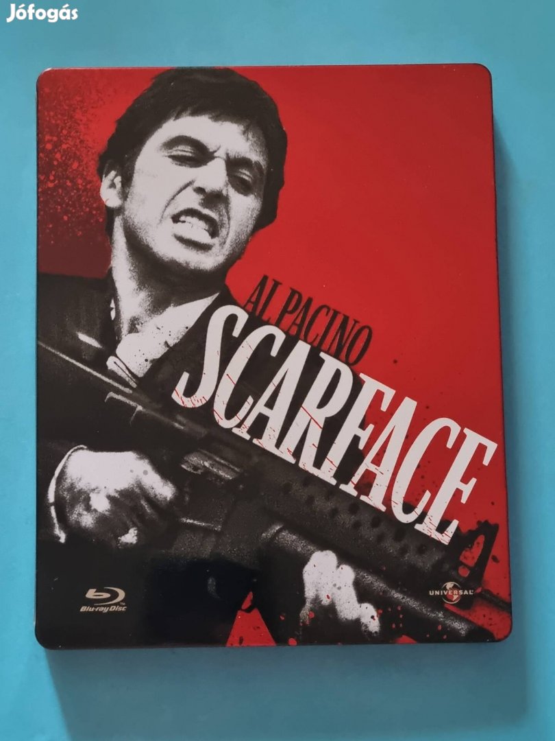 A sebhelyesarcú (fémdoboz) Blu-ray