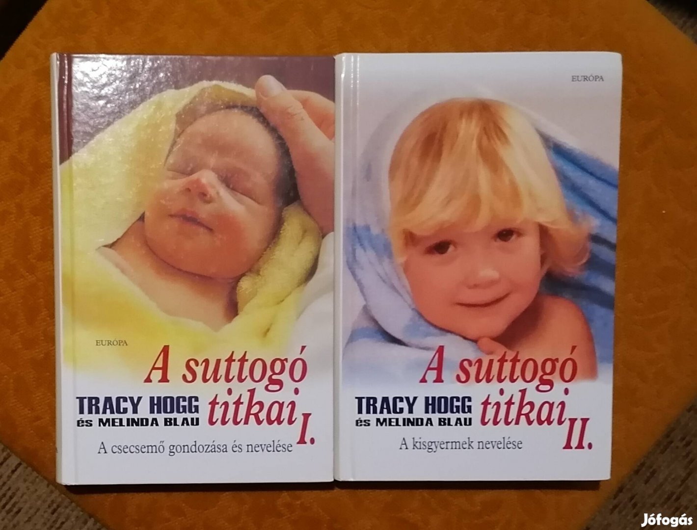 A suttogó titkai 1-2 könyv 