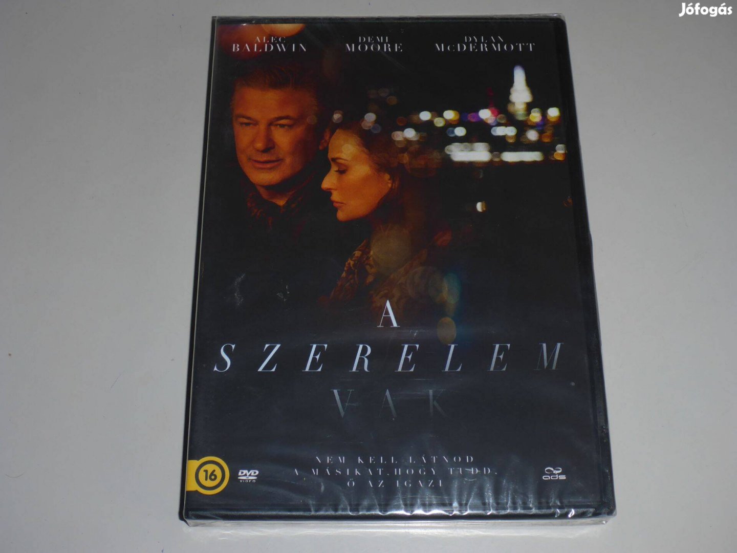 A szerelem vak DVD film ;