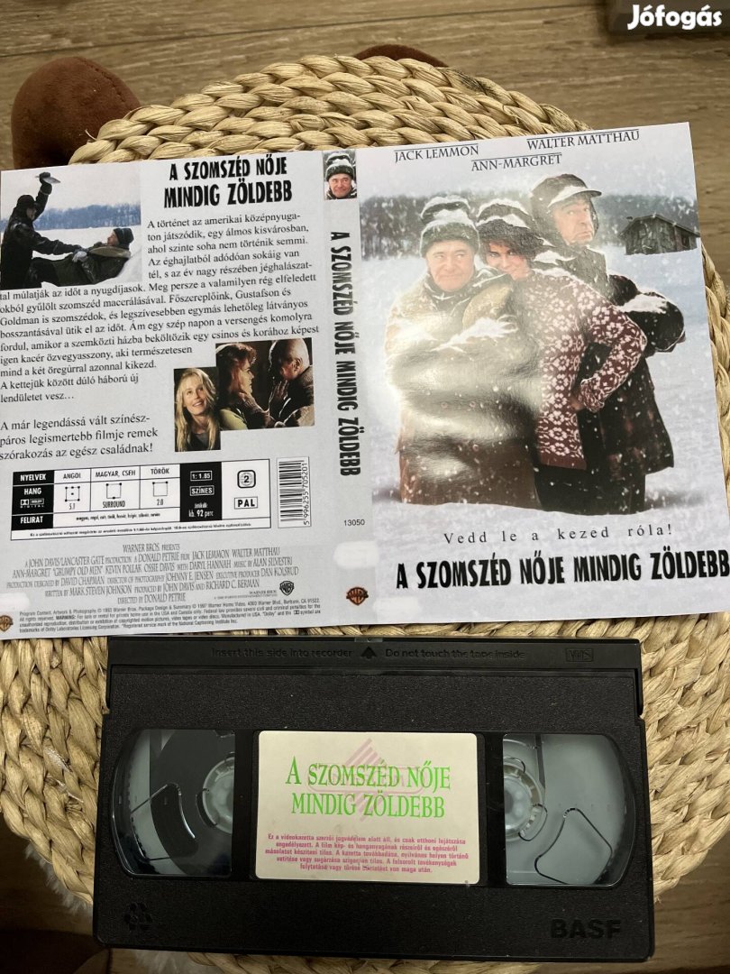 A szomszéd nője mindig zöldebb vhs m