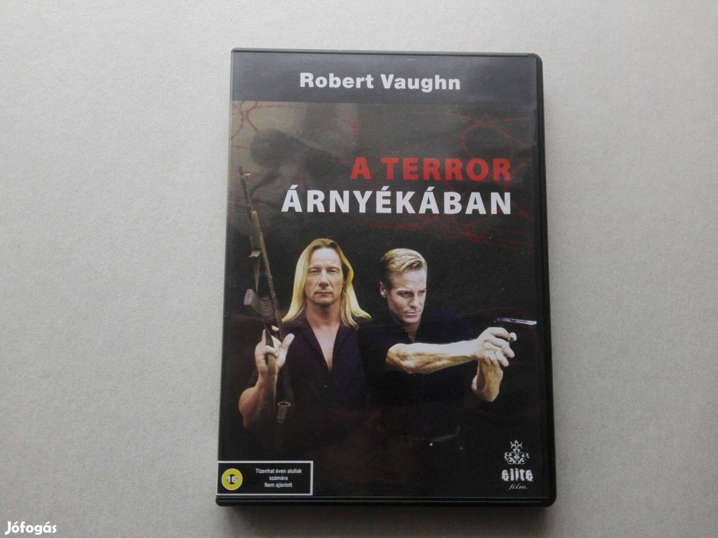 A terror árnyékában című új, eredeti DVD film (magyar)eladó !