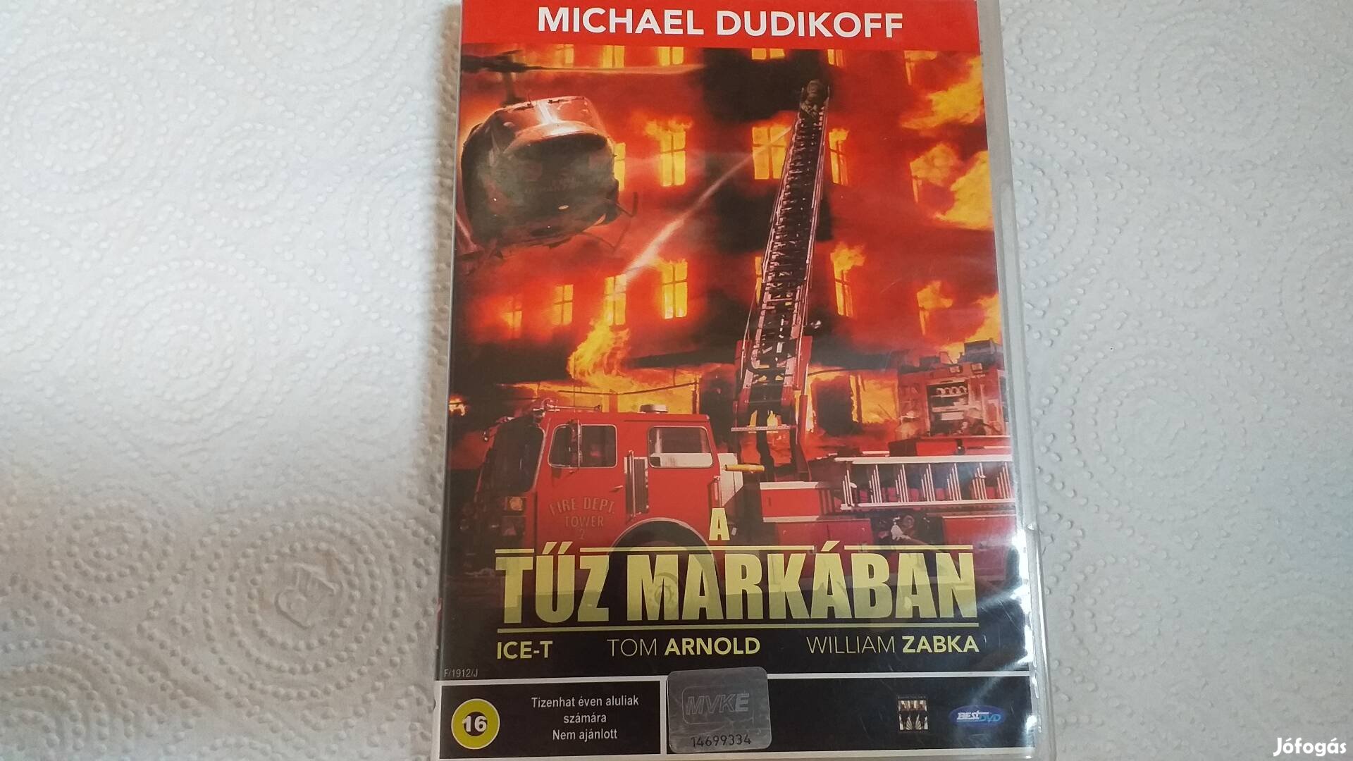 A tűz markában akciófilm DVD