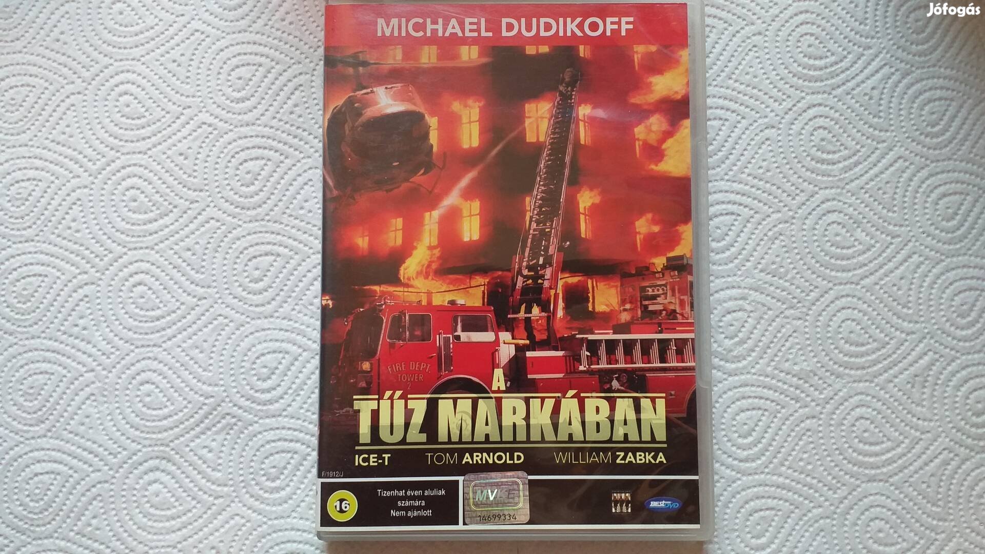 A tűz markában akciófilm DVD -Michael Dudikoff