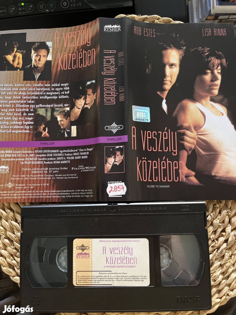 A veszély közelében vhs