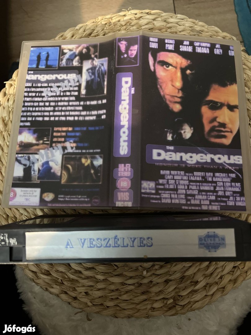 A veszélyes vhs m