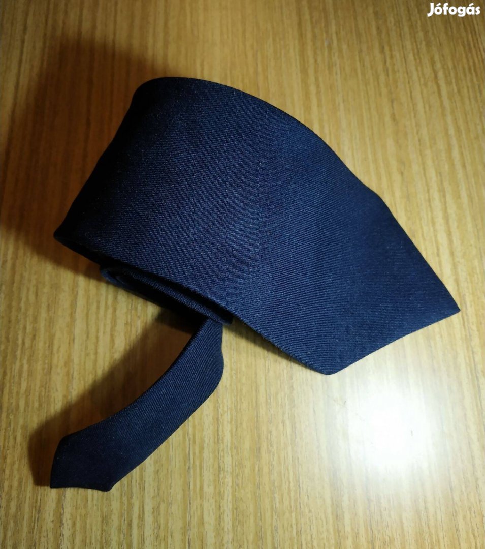 A világ legegyszerűbb sötétkék nyakkendője, 150*9 cm, hibátlan, noname