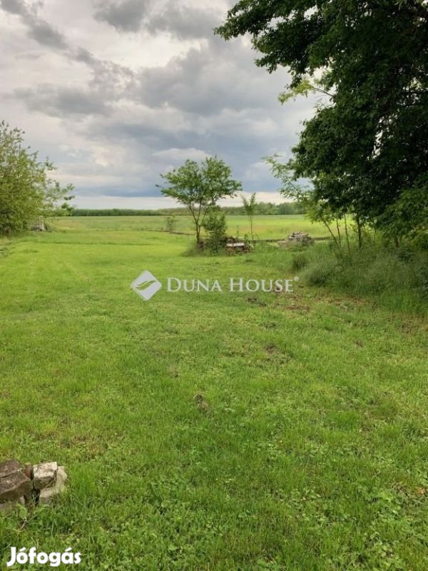 Abai eladó 3039 nm-es telek