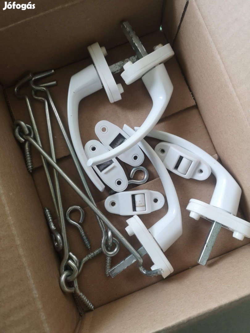 Ablak kilincs, Gurtnis redőny automata