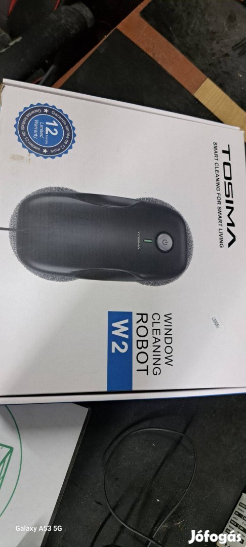 Ablaktisztító robot