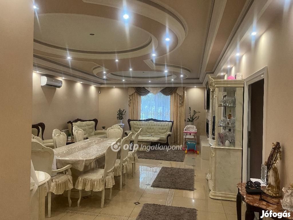 Abonyi 69 nm-es ház eladó