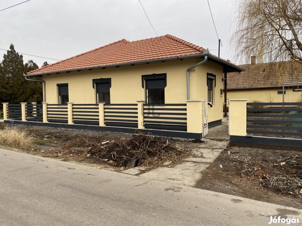 Abonyi eladó 77 nm-es ház