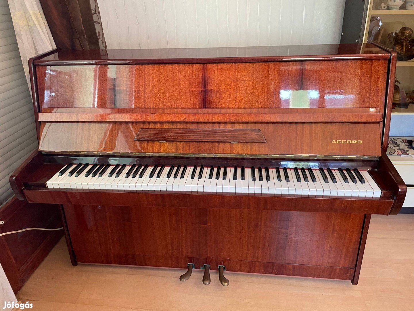 Accord páncéltőkés pianínó