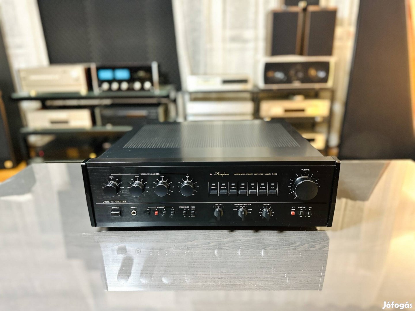 Accuphase E-206 Prémium Hi-Fi hifi erősítő