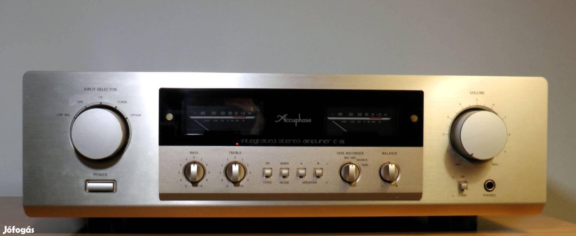 Accuphase E-211 eladó