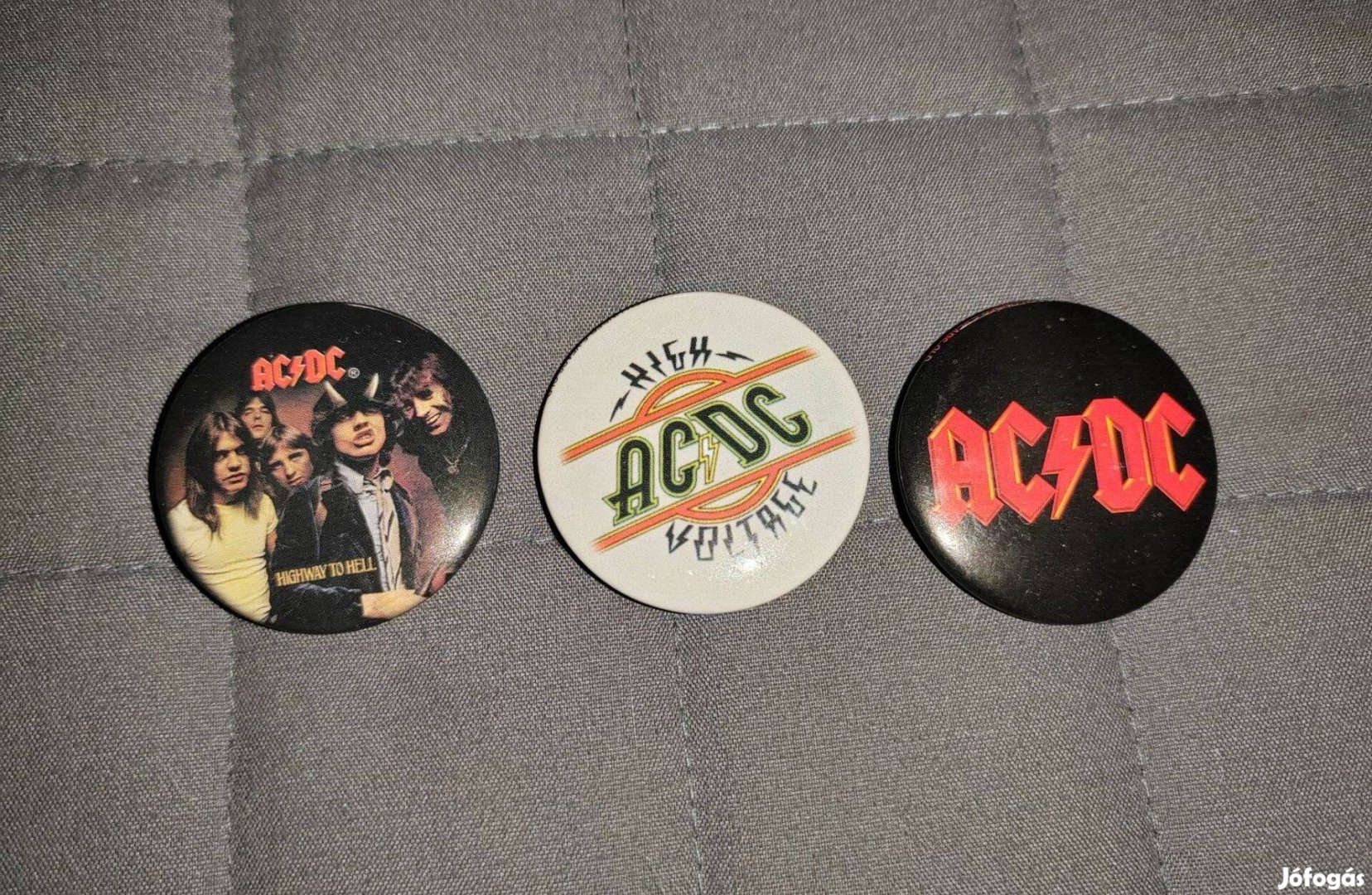 Acdc kitűzők 3db