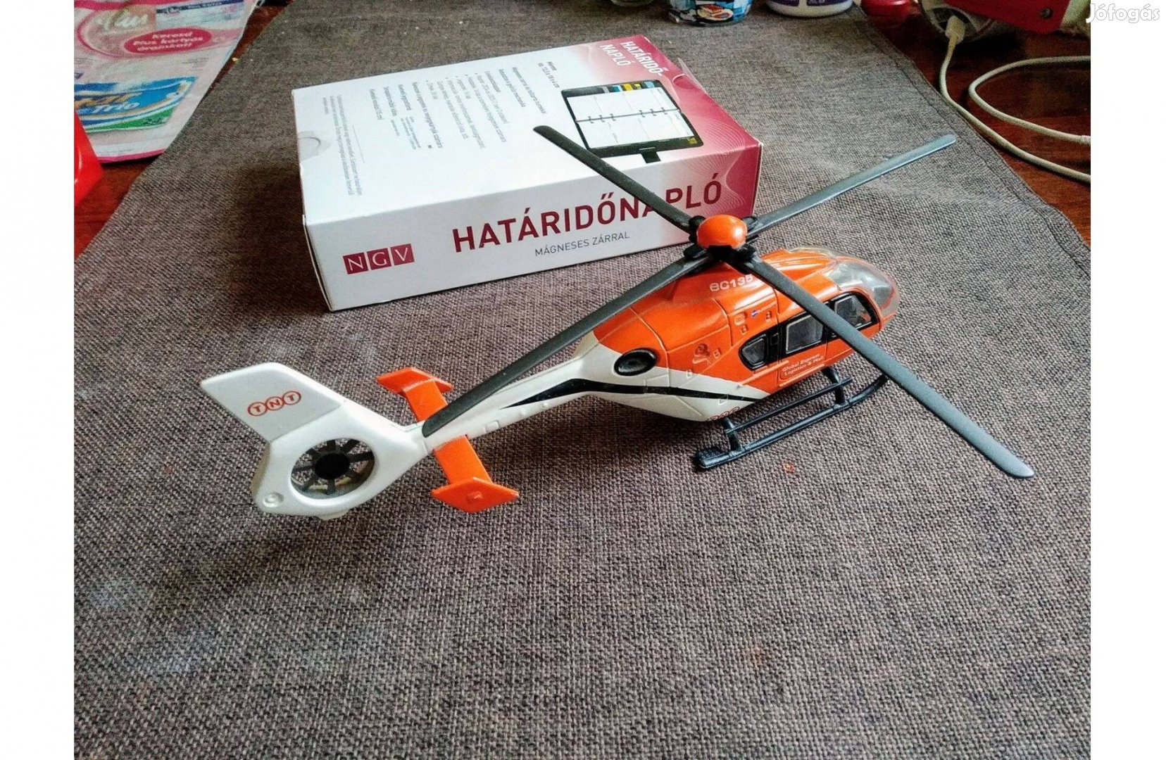 Acél helikopter modell prémium kivitelben