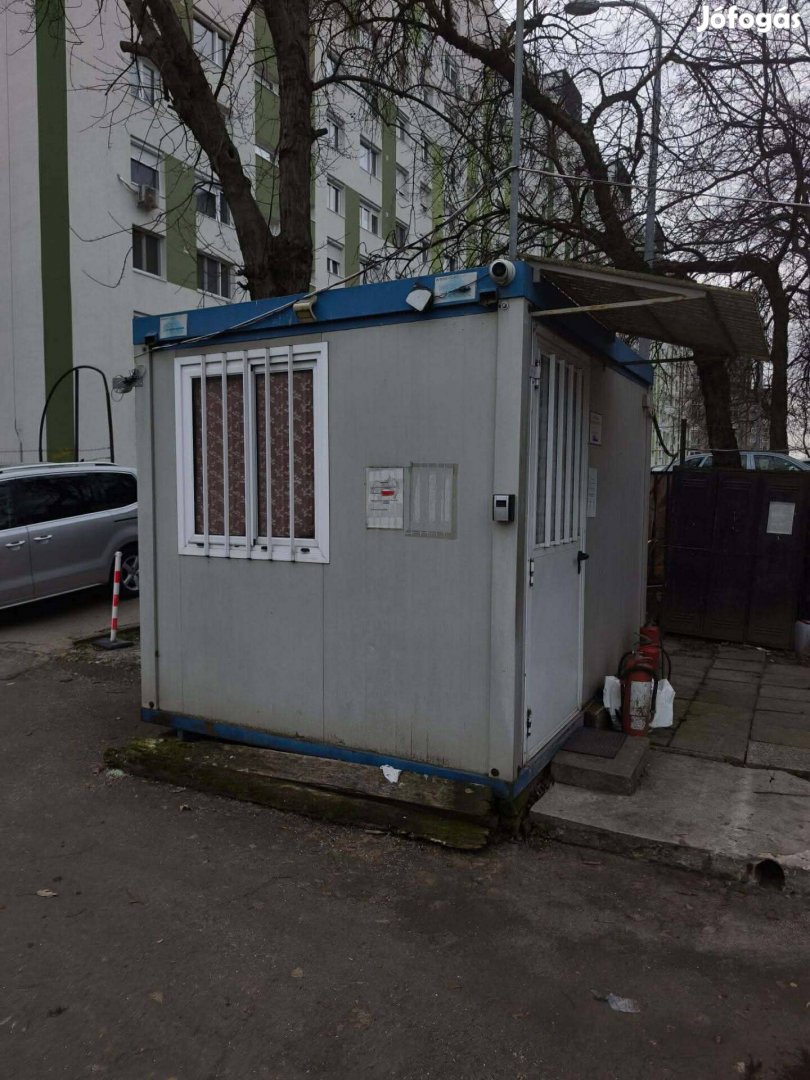 Acélszerkezetű konténer