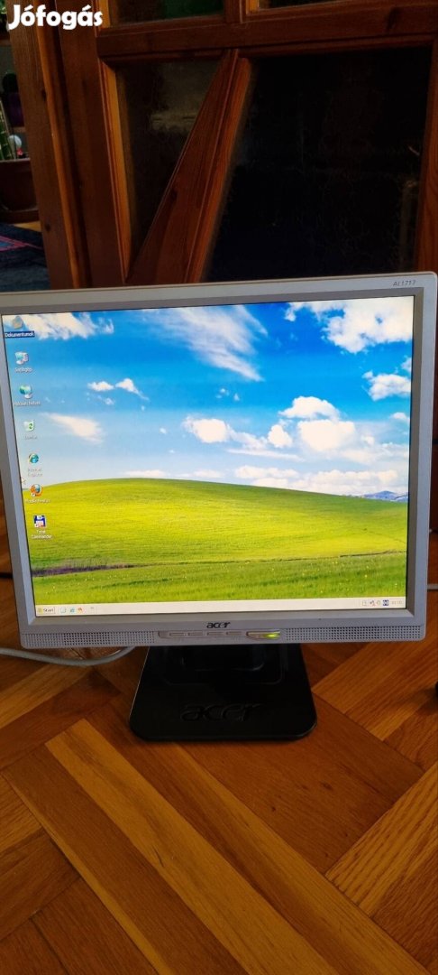 Acer 17"LCD monitor beépített hangszóróval 