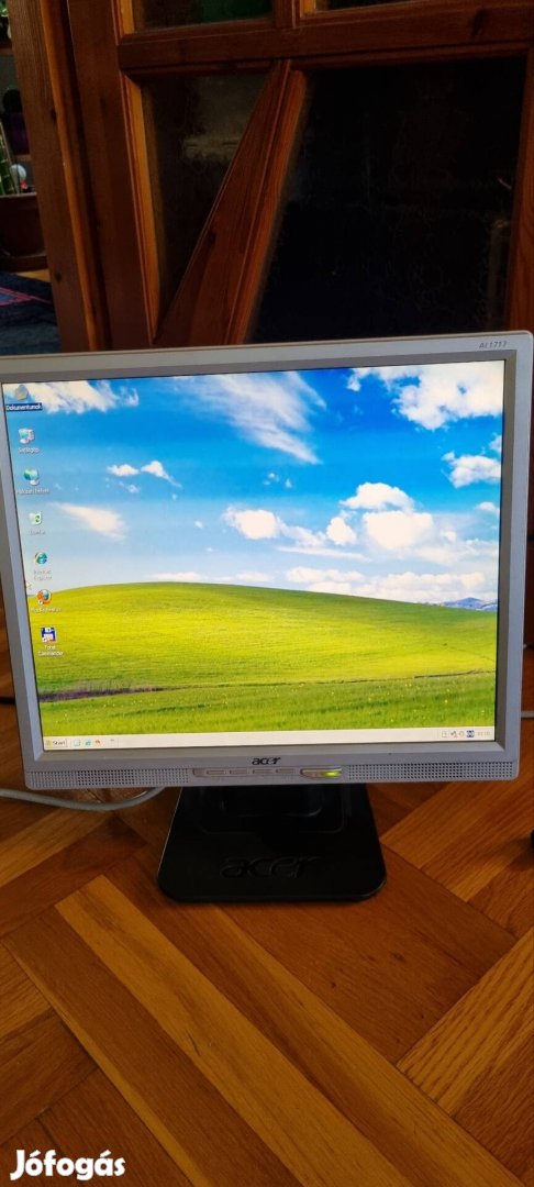 Acer 17"LCD monitor beépített hangszóróval 