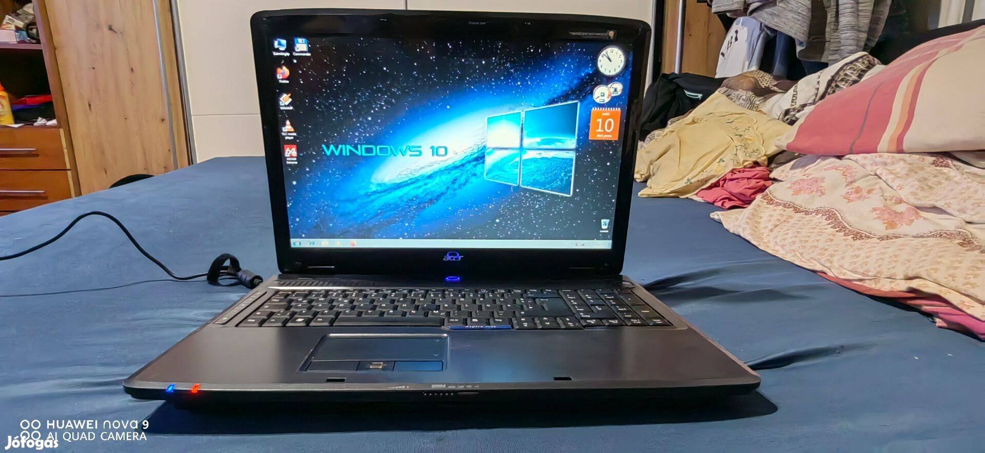 Acer 17col,2mag,4gb Ram,320gb,Webcam,Wifi