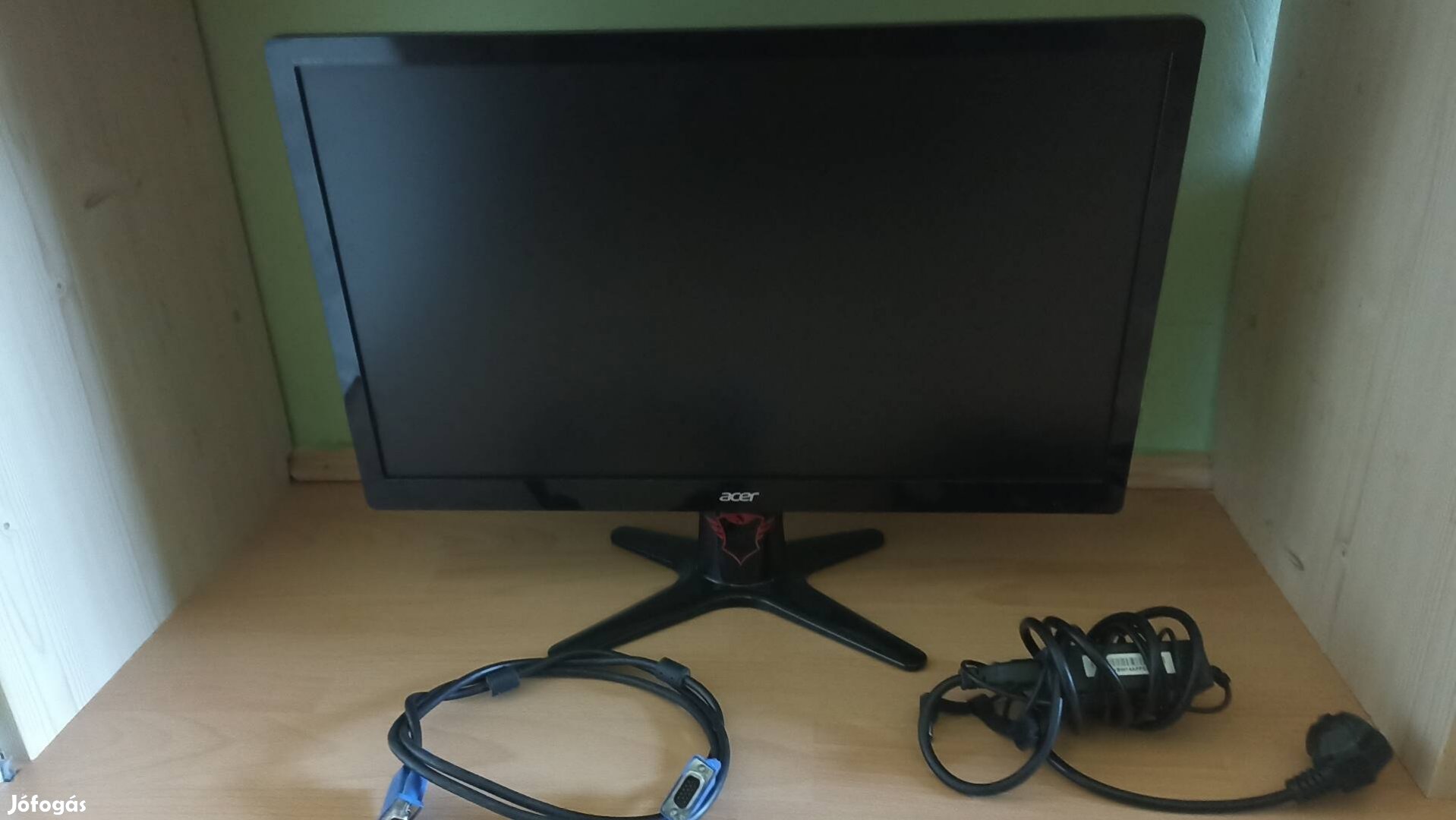 Acer 64 cm atmérőjű monitor 