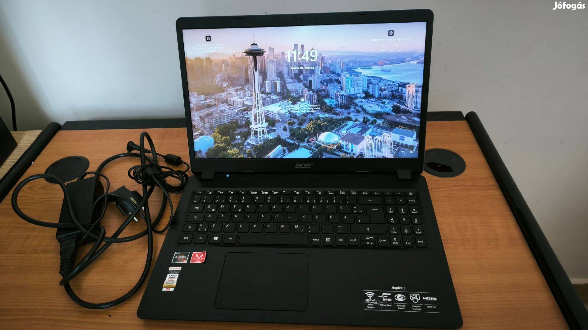 Acer A315-42 Ryzen 3 15.6" laptop. Ryzen 3 3200U, 8GB DDR4, 250GB SSD
