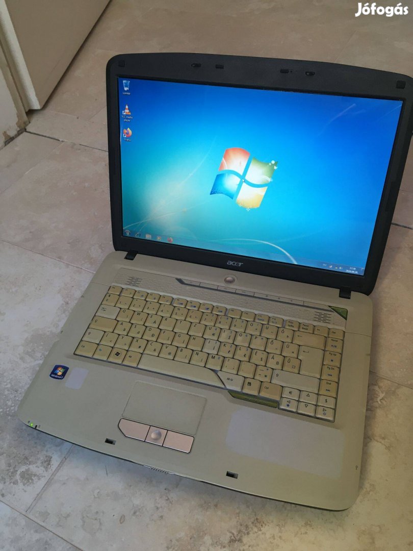 Acer Aspire 5715z laptop