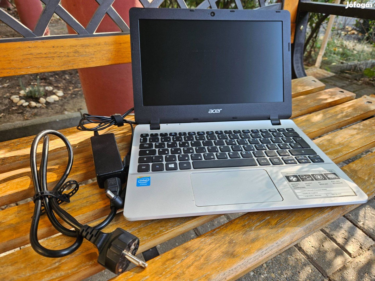 Acer Aspire E11