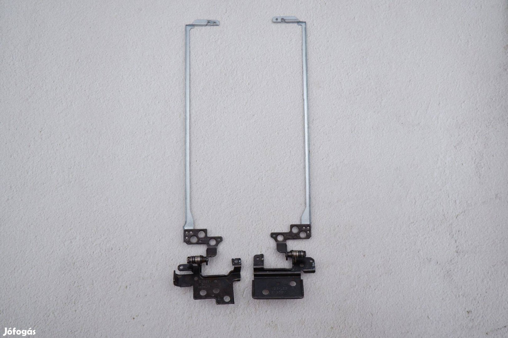 Acer Aspire Es1-571 laptop zsanér 433.03704.0041