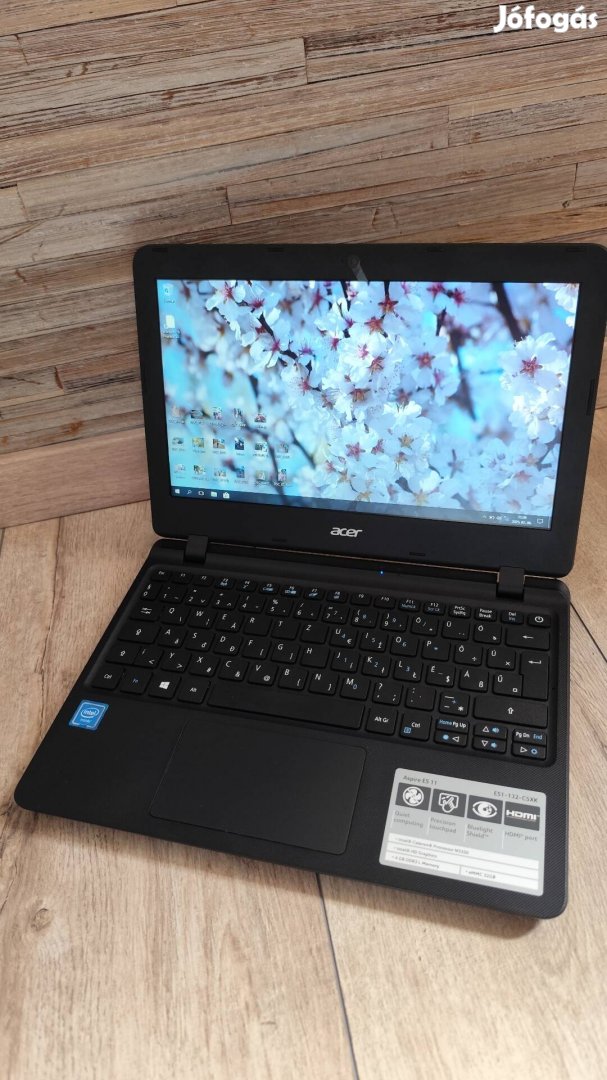 Acer Aspire Es 11 laptop 