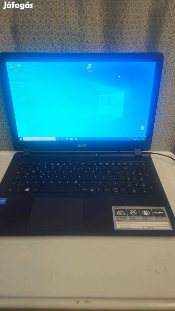 Acer Aspire Es-15 netezni filmezni tanulni kiváló