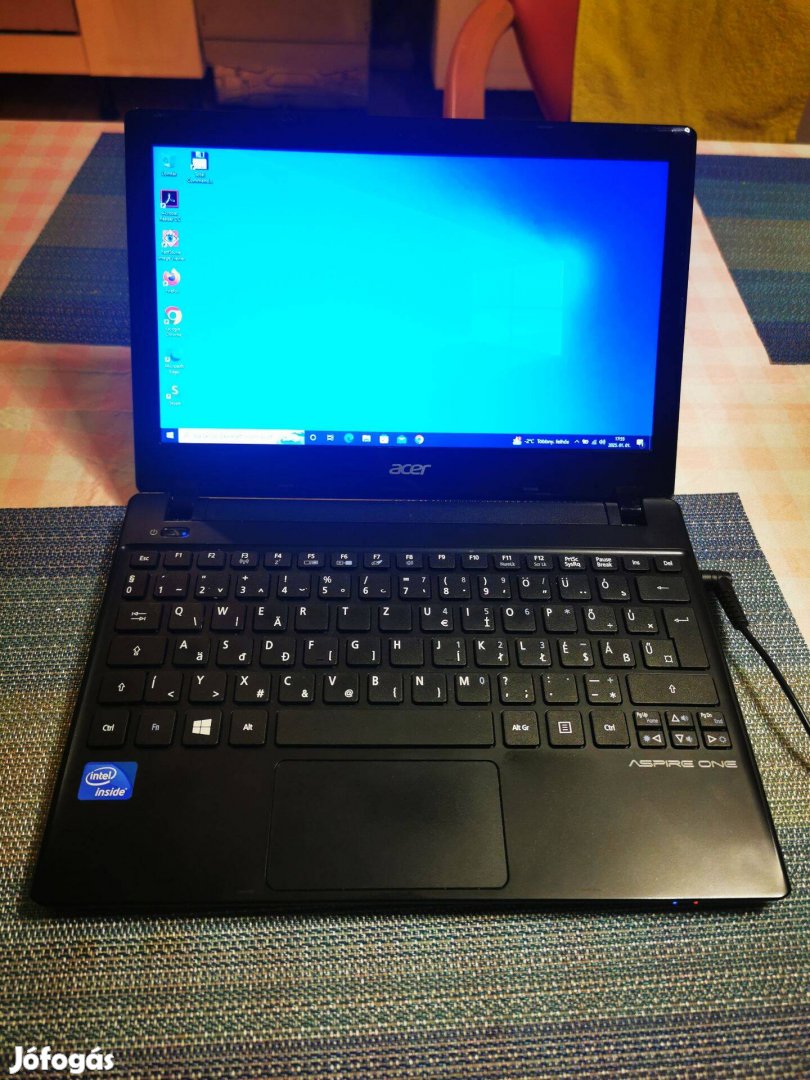 Acer Aspire One 13" laptop