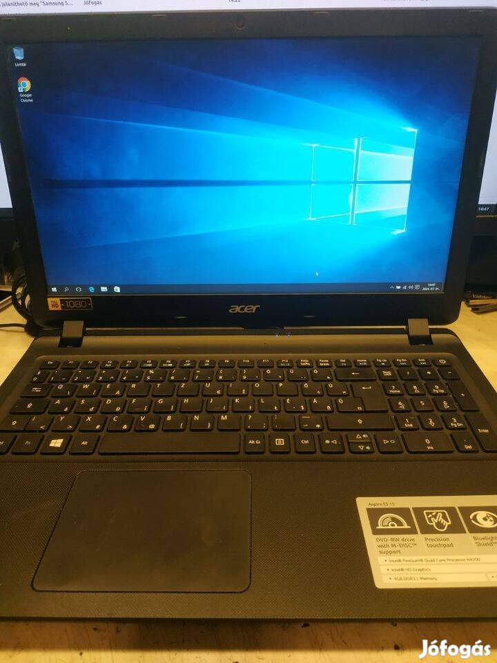 Acer Es 15 (Es1-533-N16C1) Quad (négymagos) laptop (2)