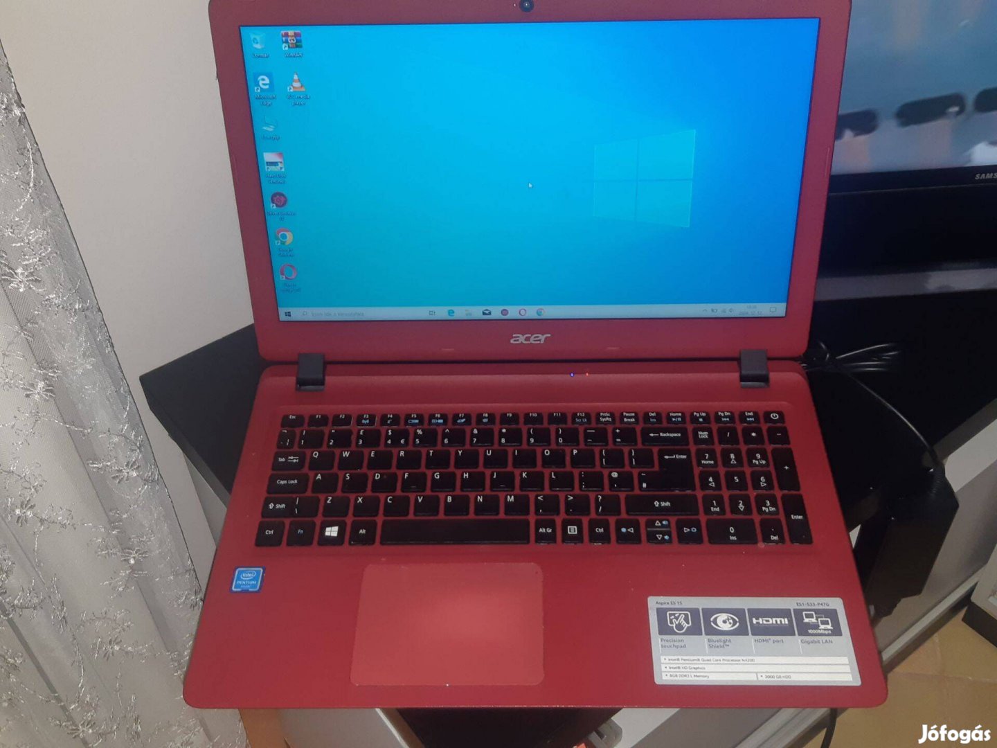 Acer gyönyörű bordó piros laptop