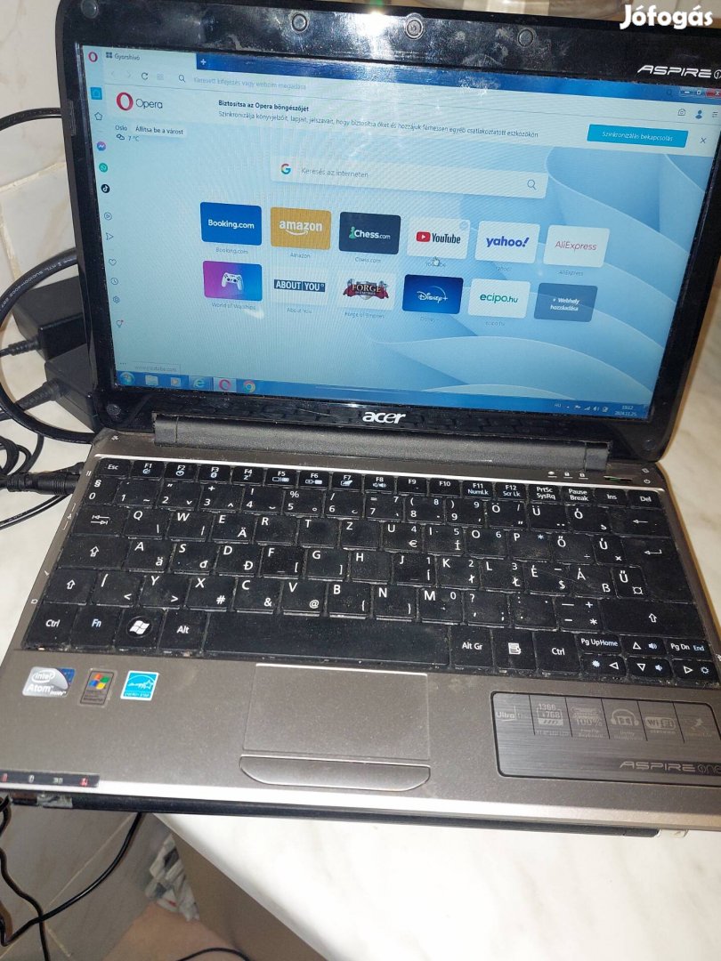 Acer kis laptop 