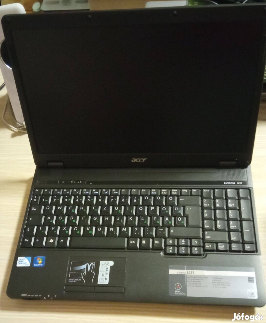 Acer laptop 2Core/4GB/SSD-vel internetezni ingyen szállítással