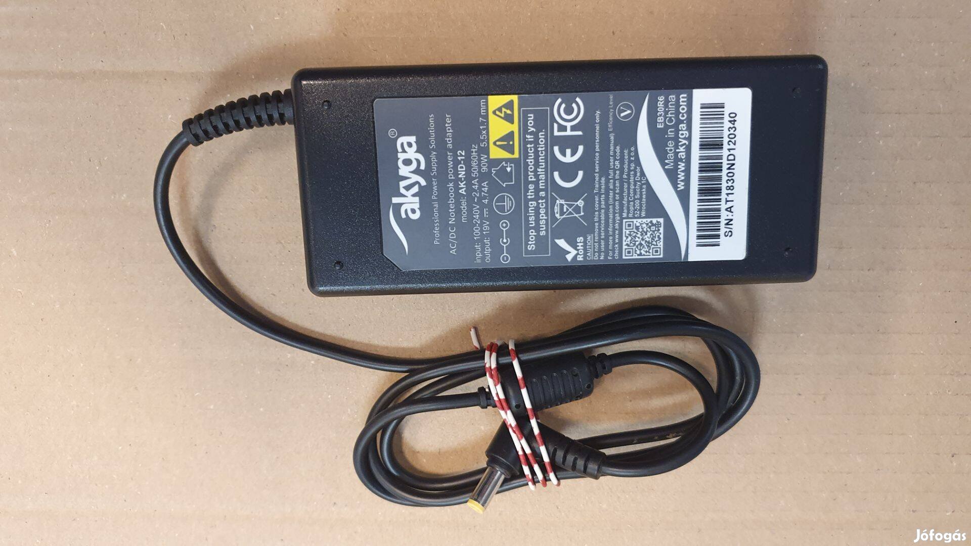 Acer laptop notebook adapter töltő 19V 4,74A 90W 0528