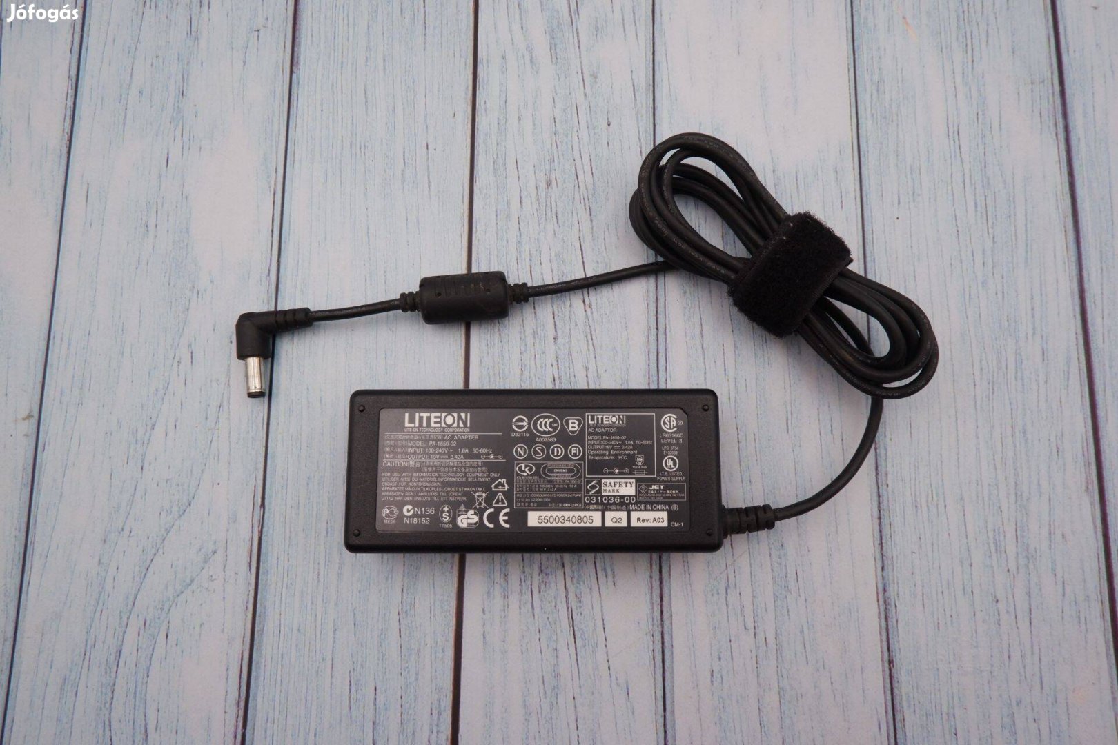 Acer laptop töltő 19V 3.42A PA-1650-02