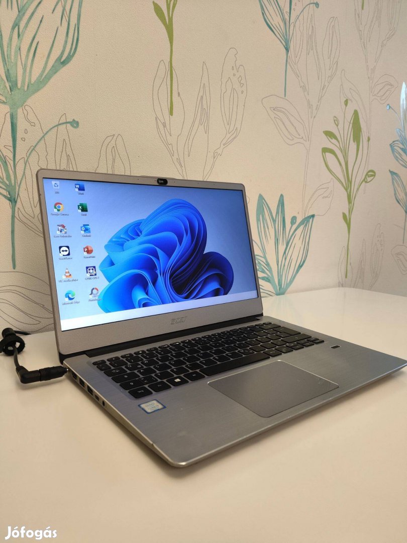 Acer swift sf314-54 i5 /4 Ram/ 500 Gb HDD